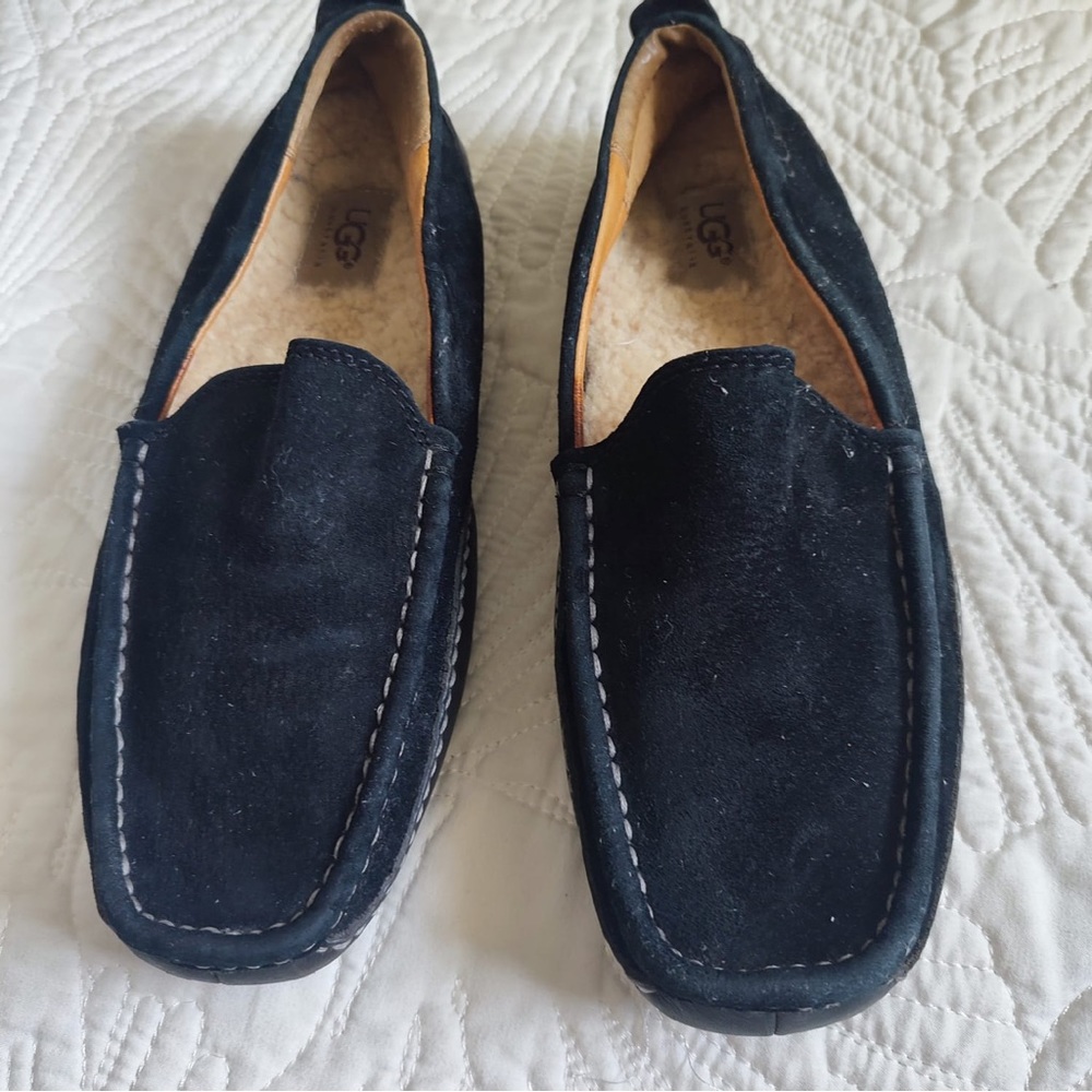 Ugg Moccasins Black Leather